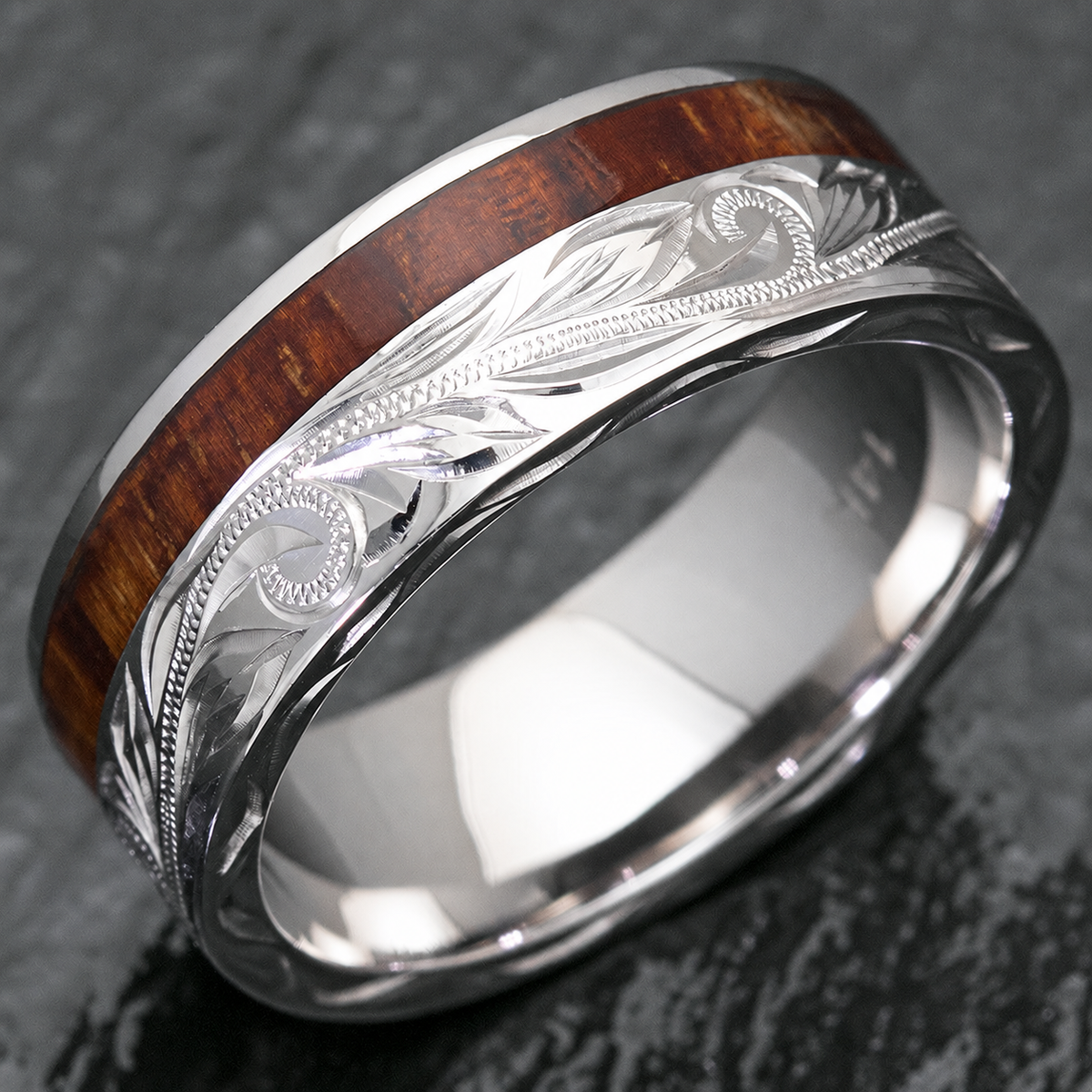 14K white gold Hawaiian engraved ring with offset koa wood inlay