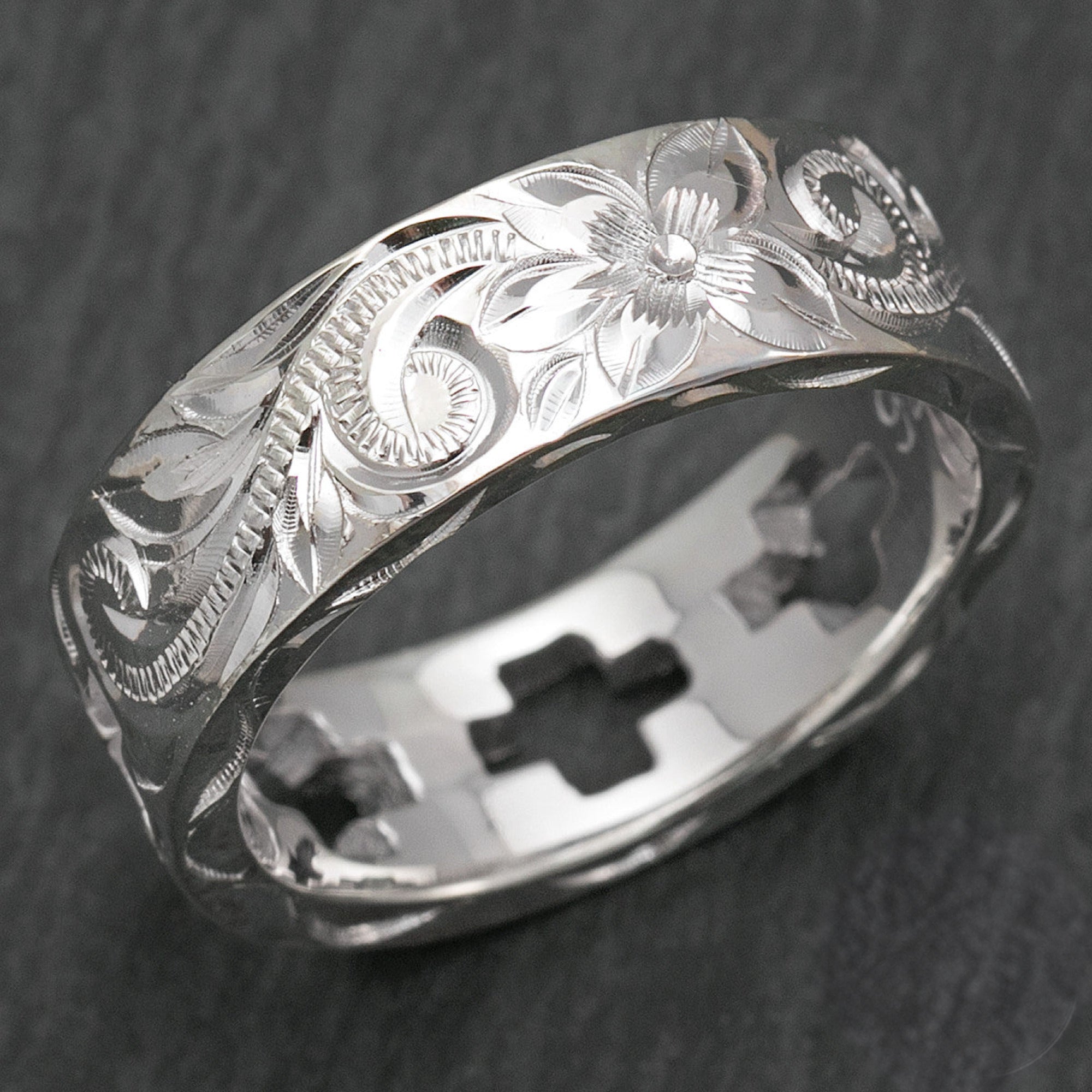 925 Sterling Silver Hand Engraved Open Cross Ring [6mm width] Hawaiian