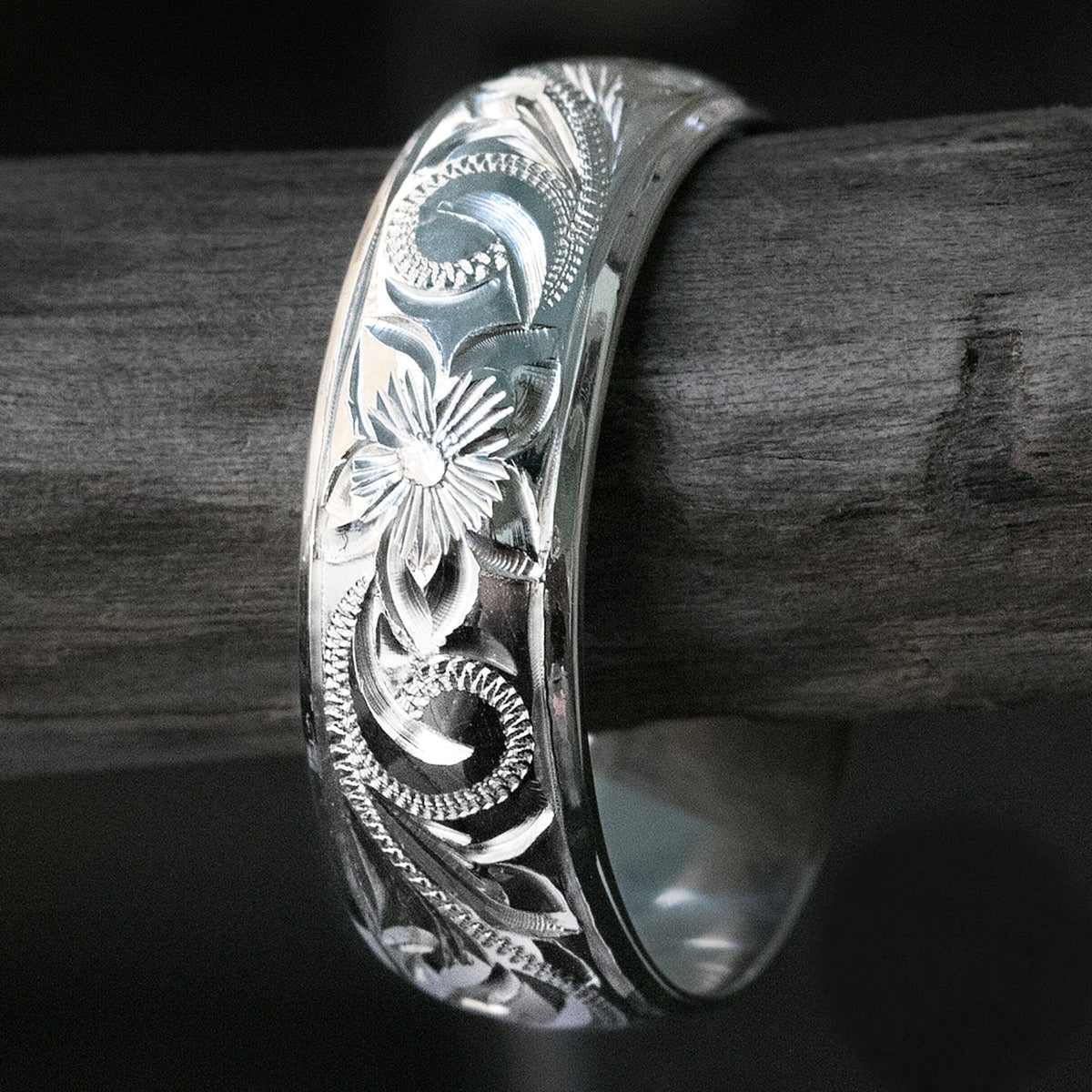 925 Stering Silver Ring Hand Engraved Old English Design with Polished Edges - 6mm-8mm, Dome Barrel, Standard Fitment