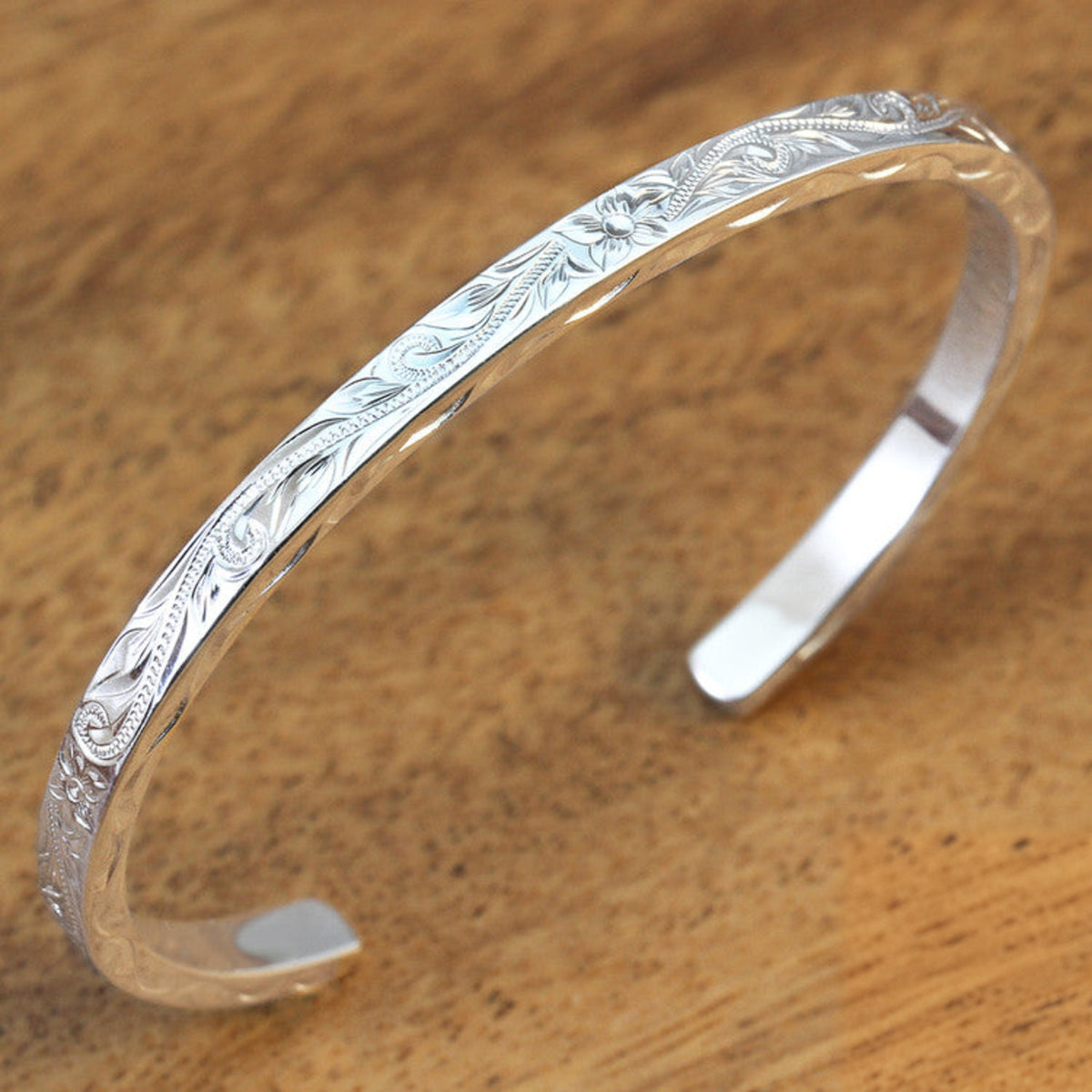 Sterling Silver Bangle/Bracelet with Hand Engraved Hawaiian Heritage Design