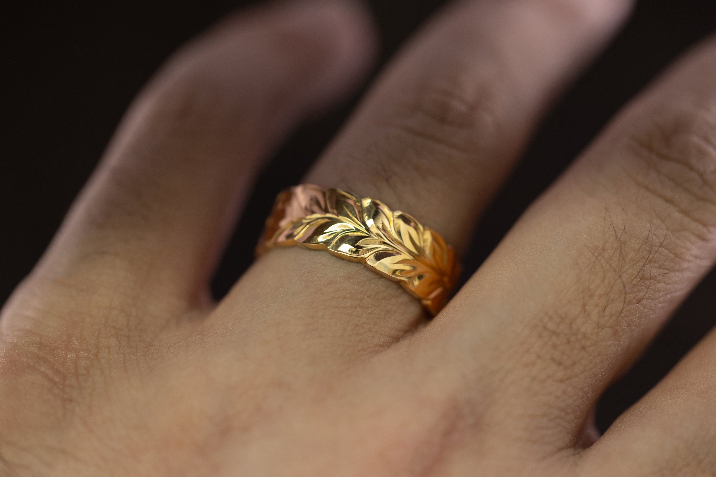 Solid Gold Maile Ring [8mm width]