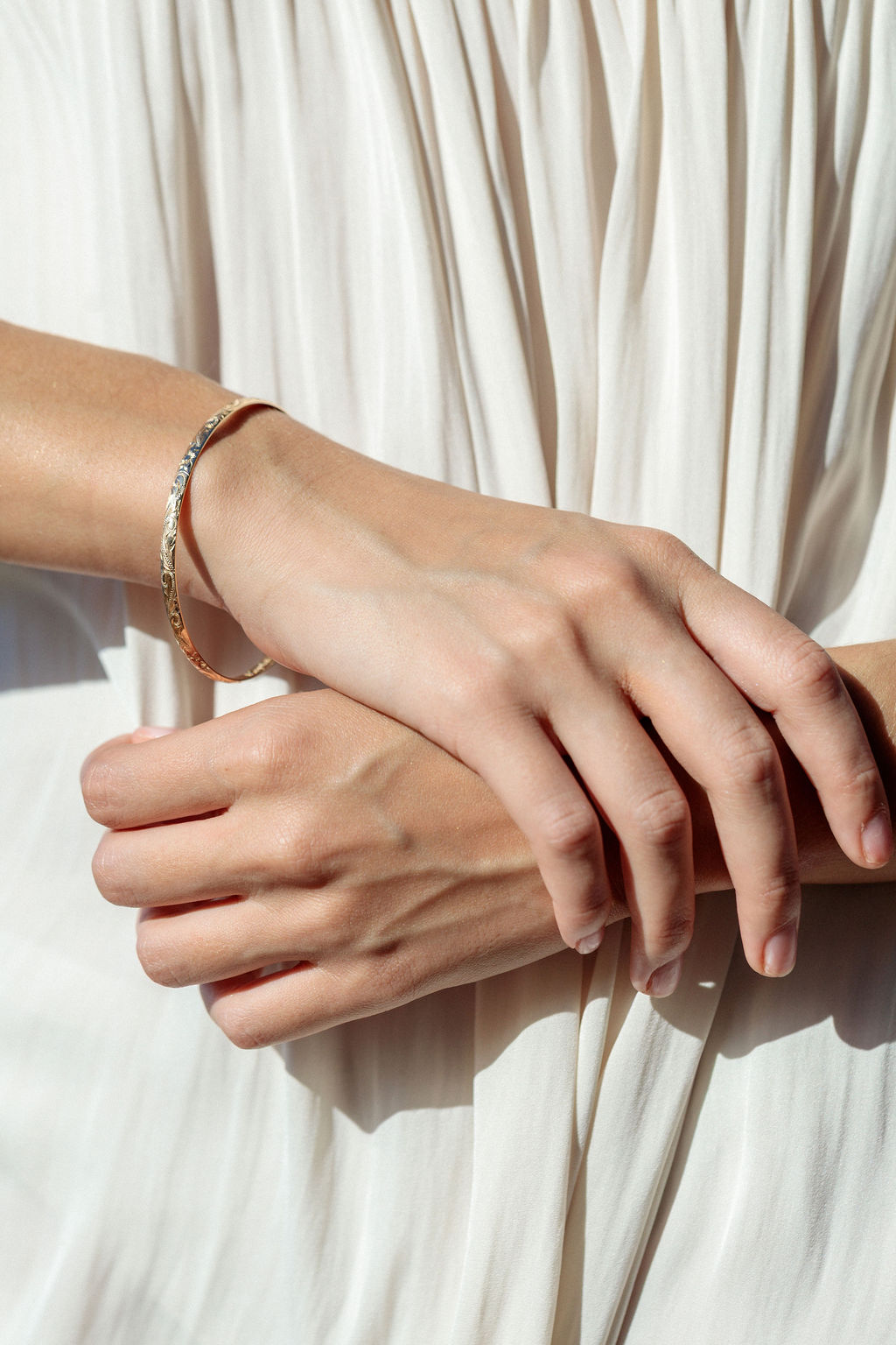 Solid Gold Hawaiian Heirloom Bangle [3mm width]