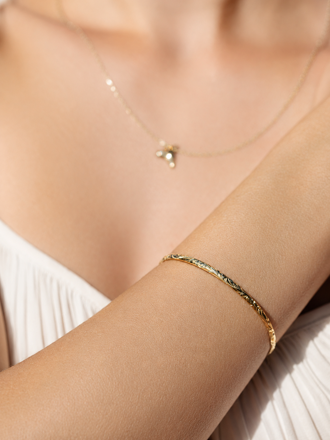 Solid Gold Hawaiian Heirloom Bangle [3mm width]