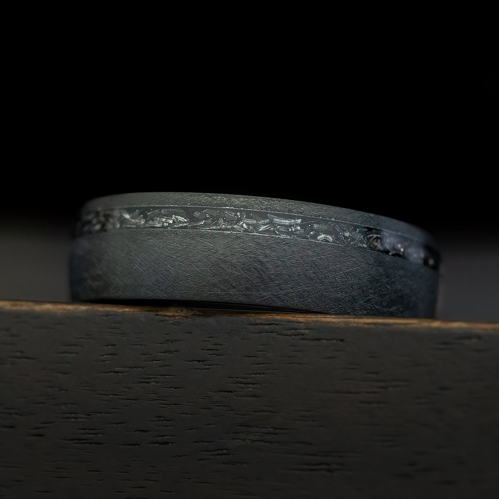 Zirconium Ring Offset Meteorite [7mm]