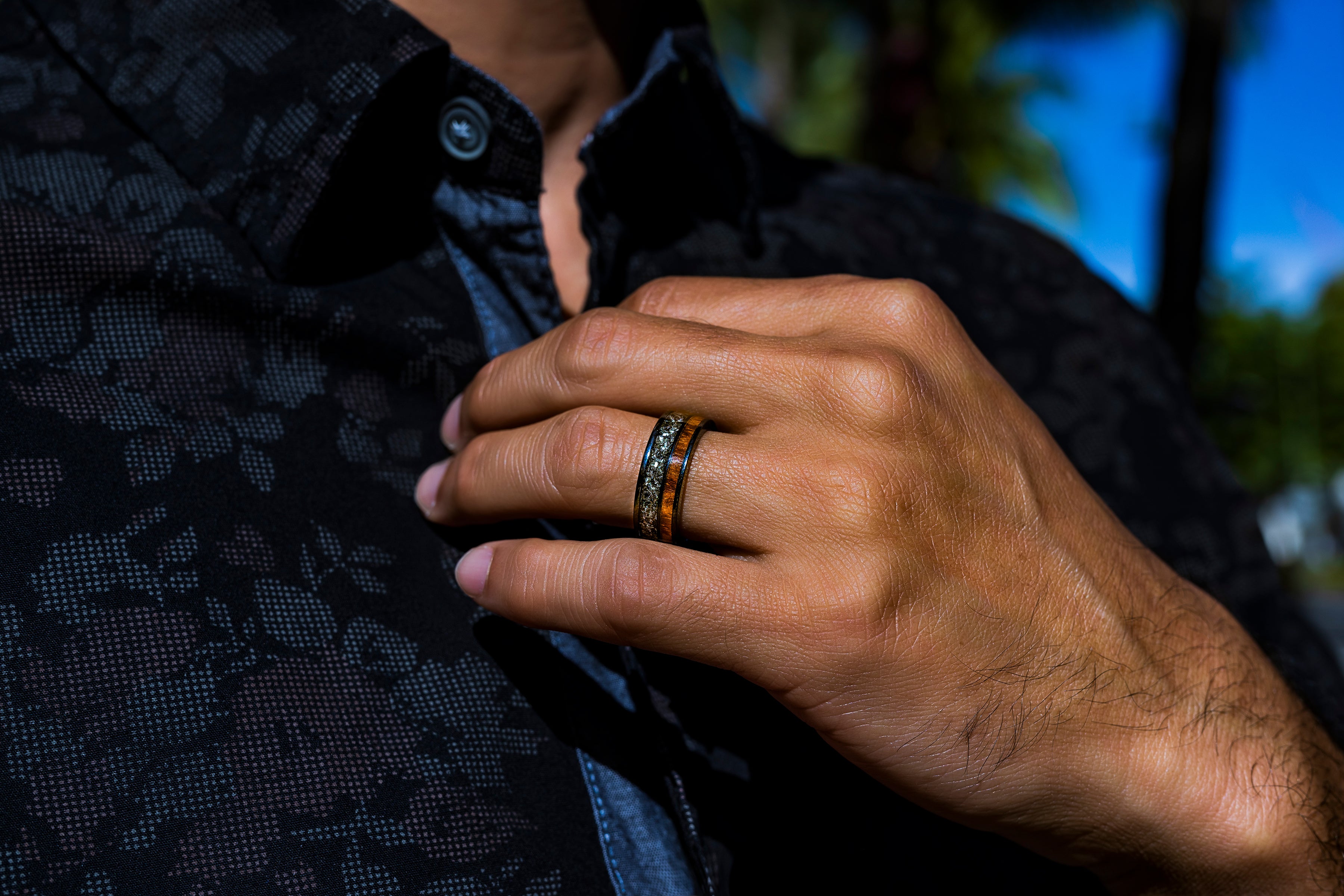 Titanium GR5 Ring 'Noho ʻana - Way of Life' [7mm width] Gibeon Meteorite & Hawaiian Koa Wood