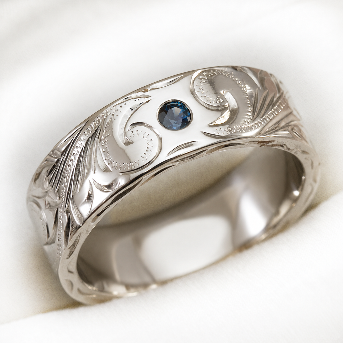 The Blue Monarch white gold ring with blue sapphire