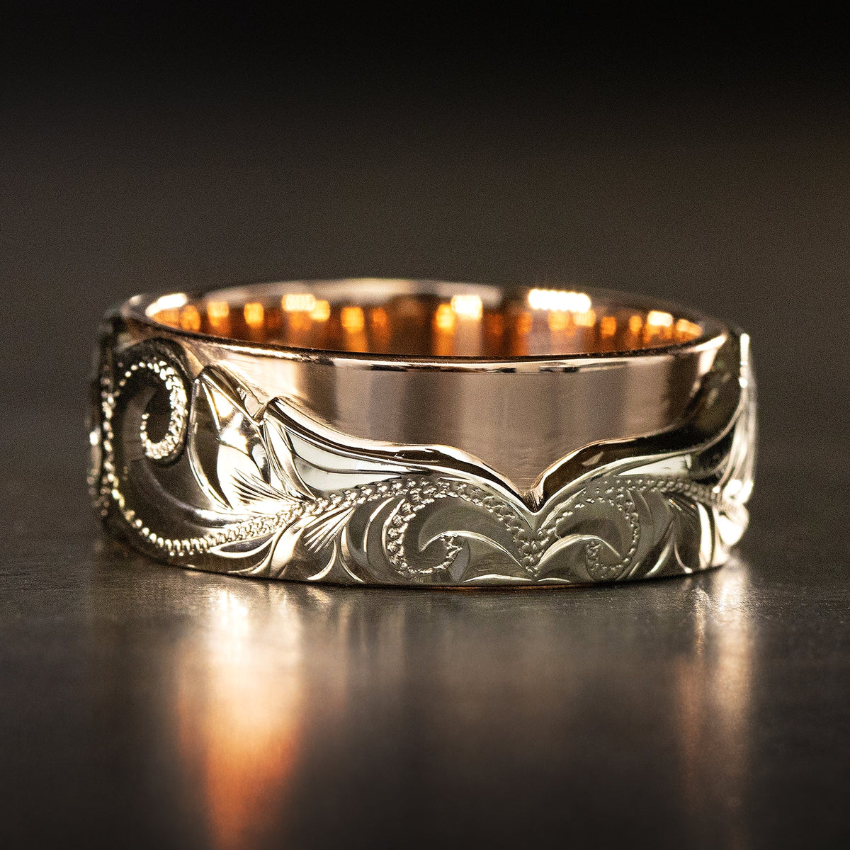 14K Gold Two Tone Hawaiian Jewelry Ring / Whale Tail Motif / 8mm width