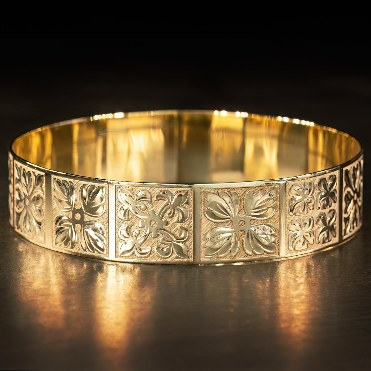 Solid gold Hawaiian quilt bracelet, 14mm width