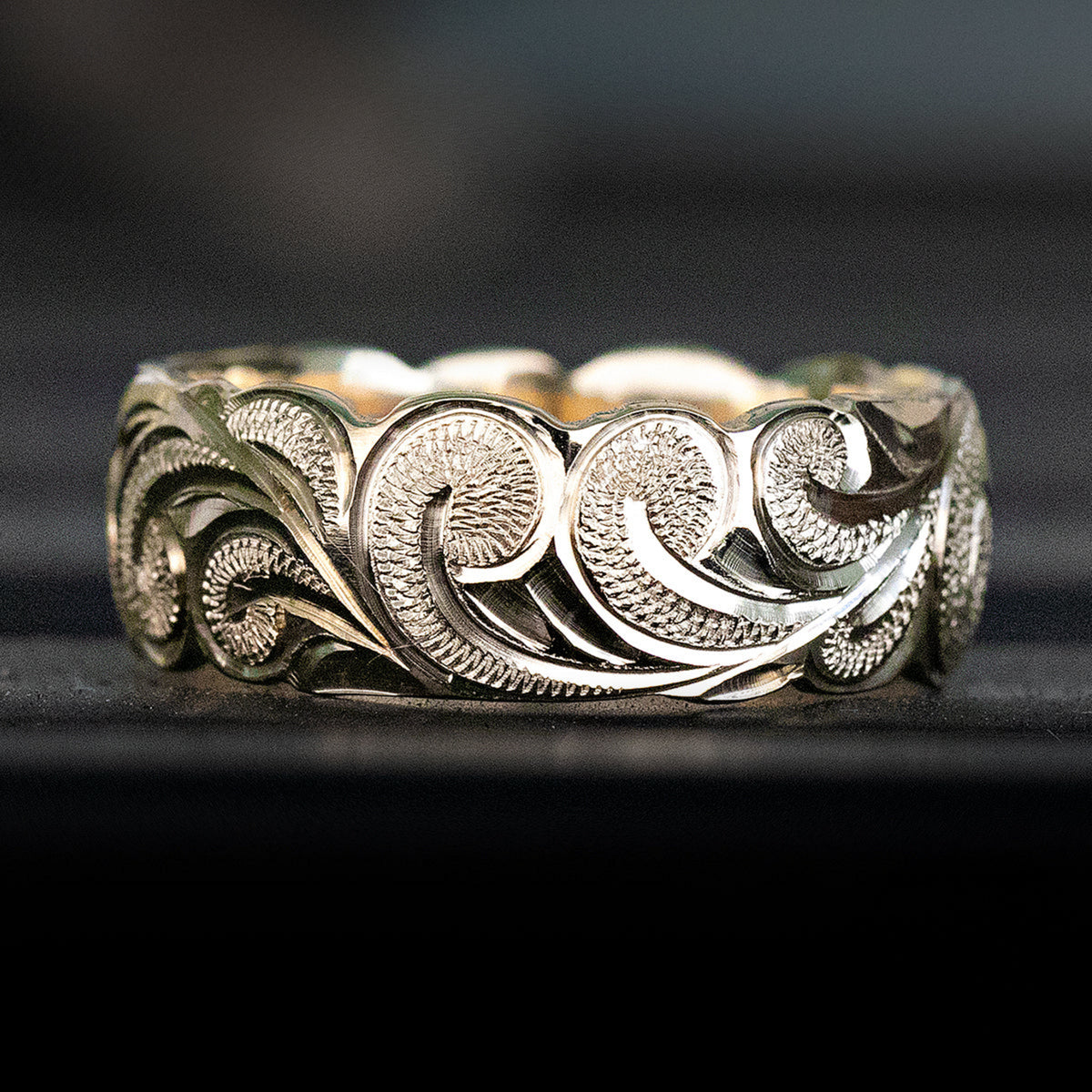Hawaiian Heirloom Jewelry 6mm Gold Ring Hand Engraved Scroll Wave Pattern