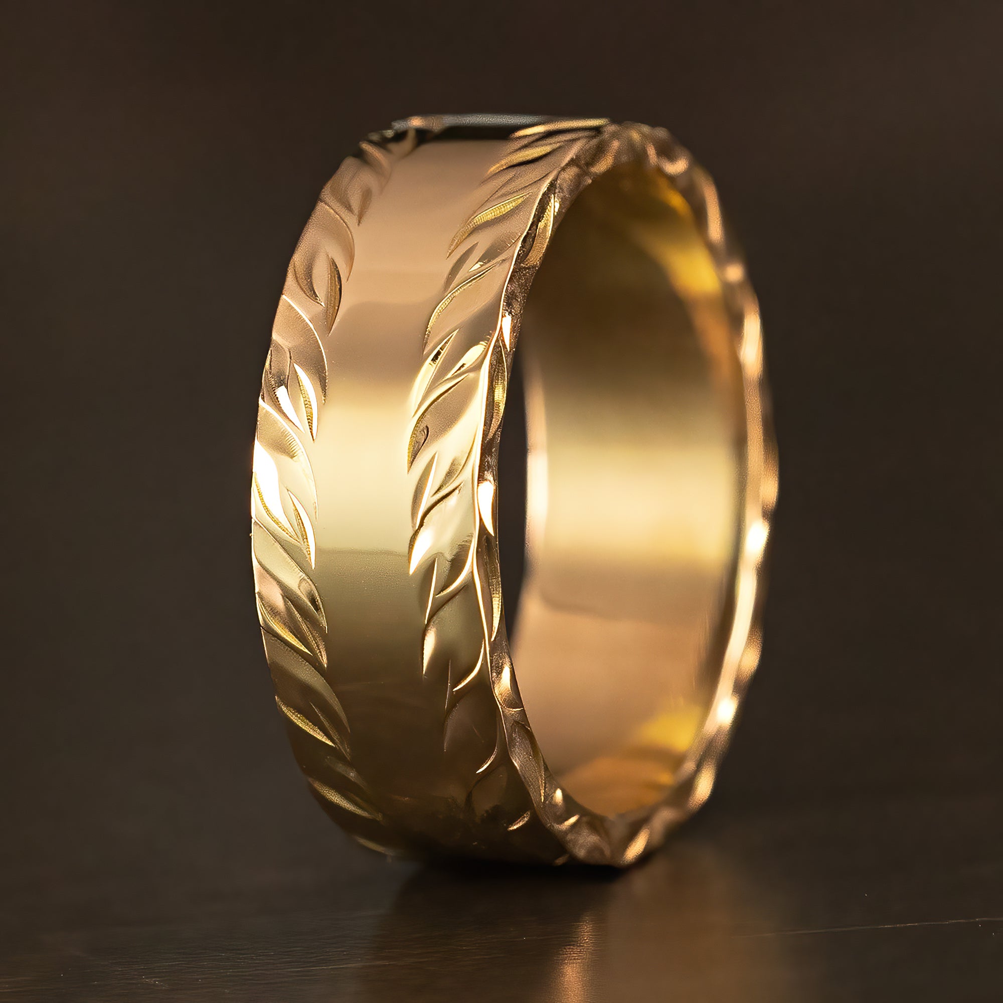 Solid Gold Heavy Style Ring [8mm width] Chevron Maile Desgin