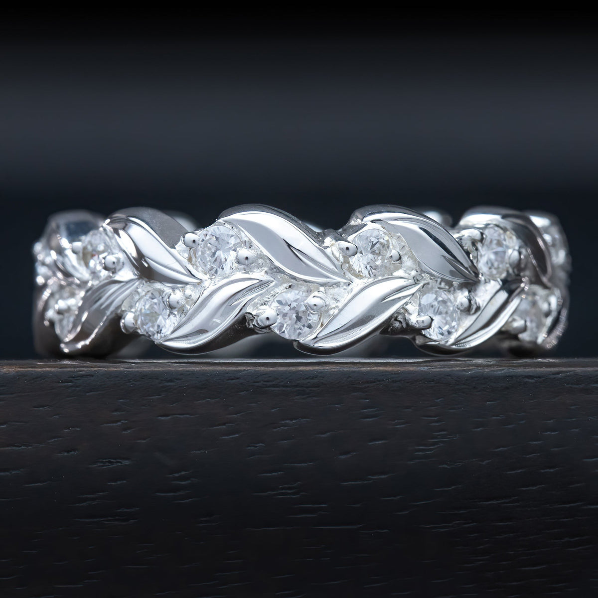 Sterling Silver Ring [6mm width] Maile Motif with Cubic Zirconia Stones