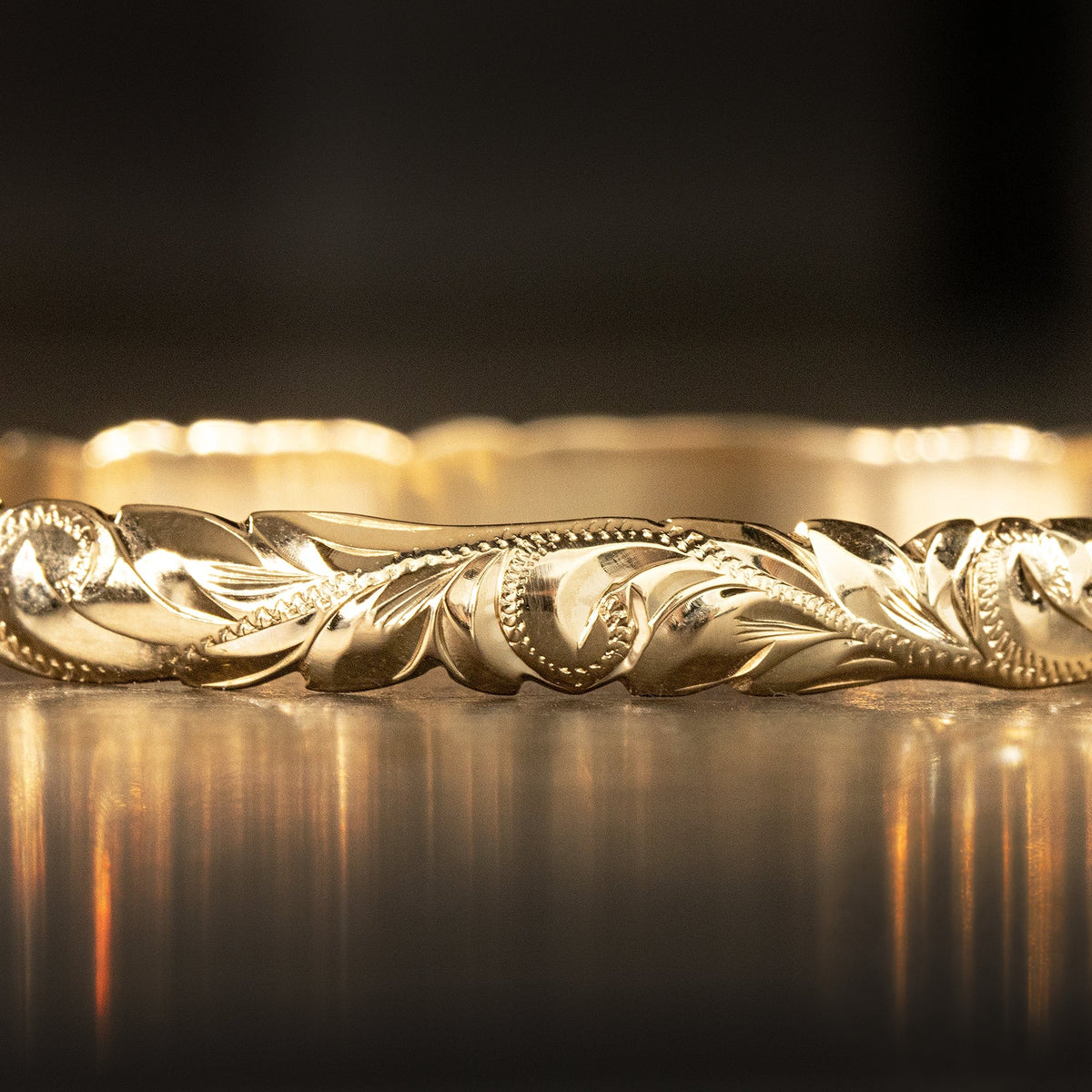 Gold Hawaiian Heirloom Bangle with Cutout Wave Edges [6mm width] Barrel Shape