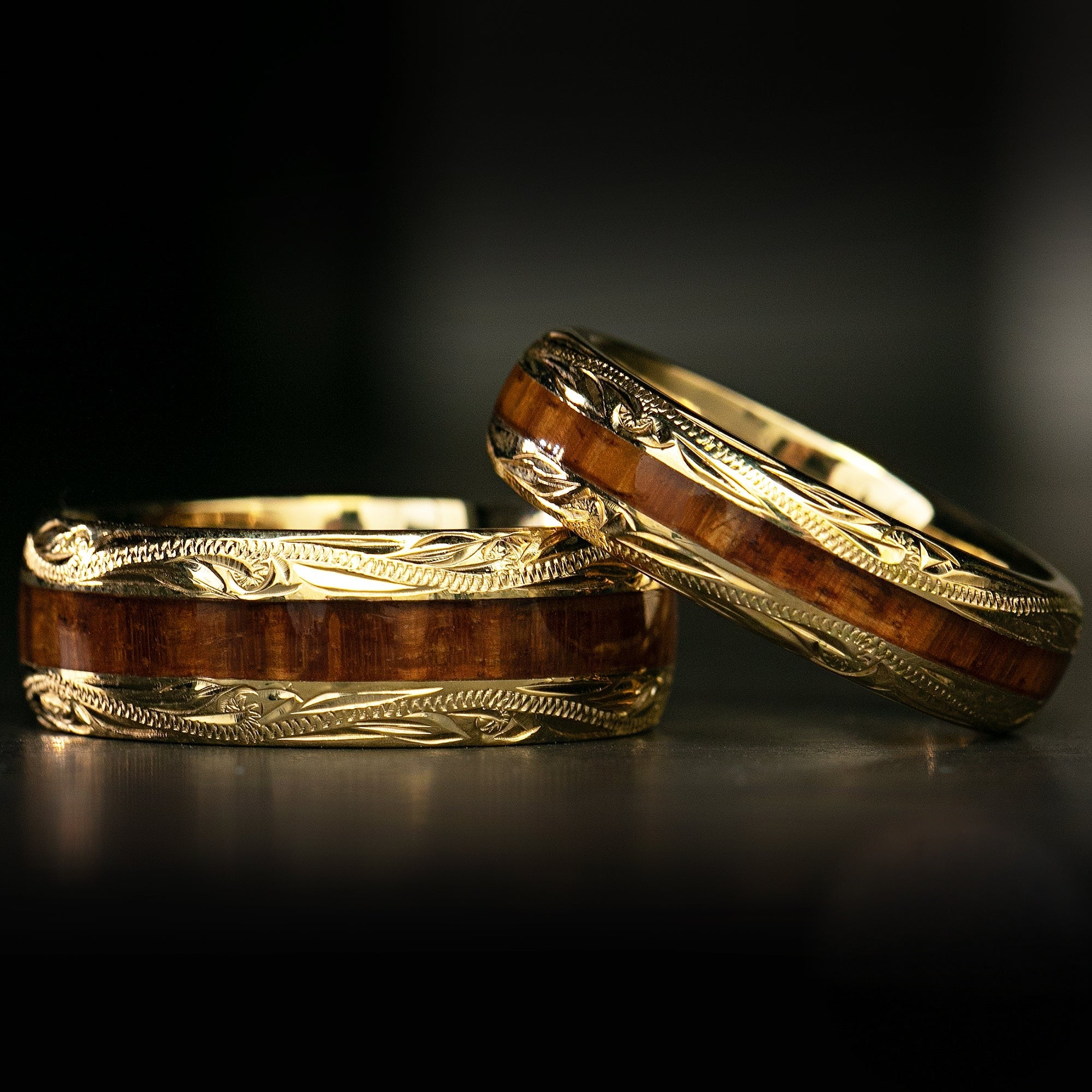 Pair of 14K Gold Hawaiian Hand Engraved Rings [6&8mm] Koa Wood inlay - Barrel Shape