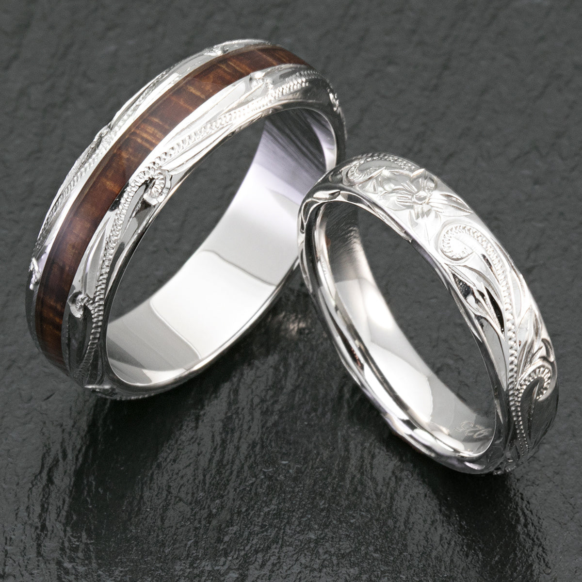 Pair of 4&6mm Sterling Silver Hawaiian Jewelry Couple/Wedding Rings with Koa Wood Inlay - Dome Shape,  Comfort Fitment