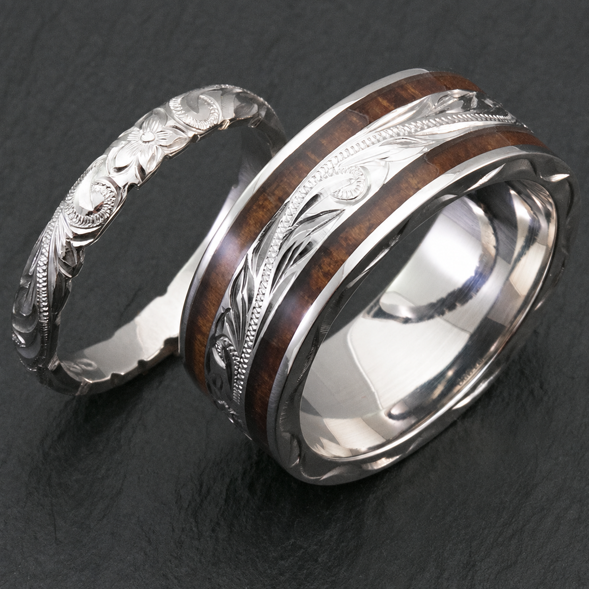Pair of Hawaiian jewelry platinum rings with koa wood inlay