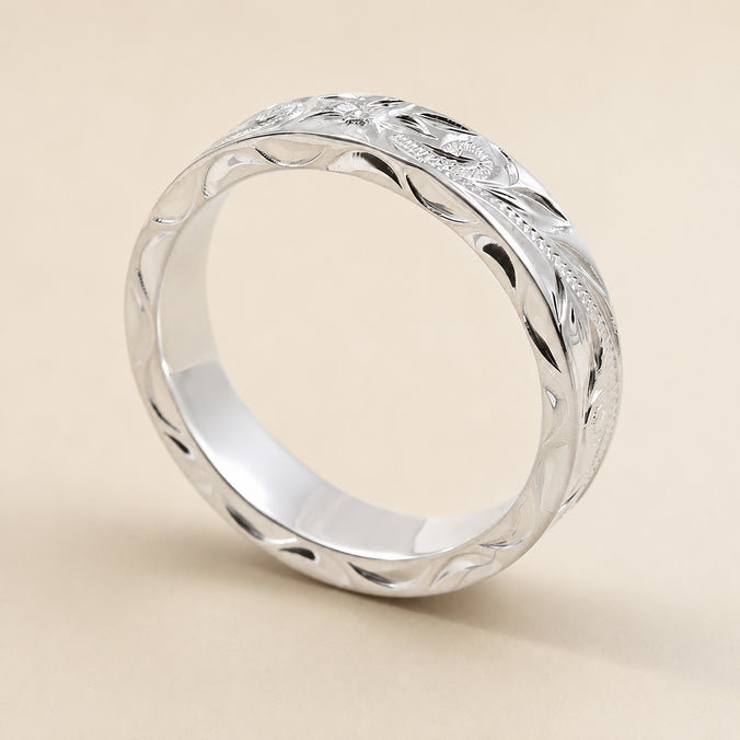 Sterling Silver Heritage Design Ring [4mm width]