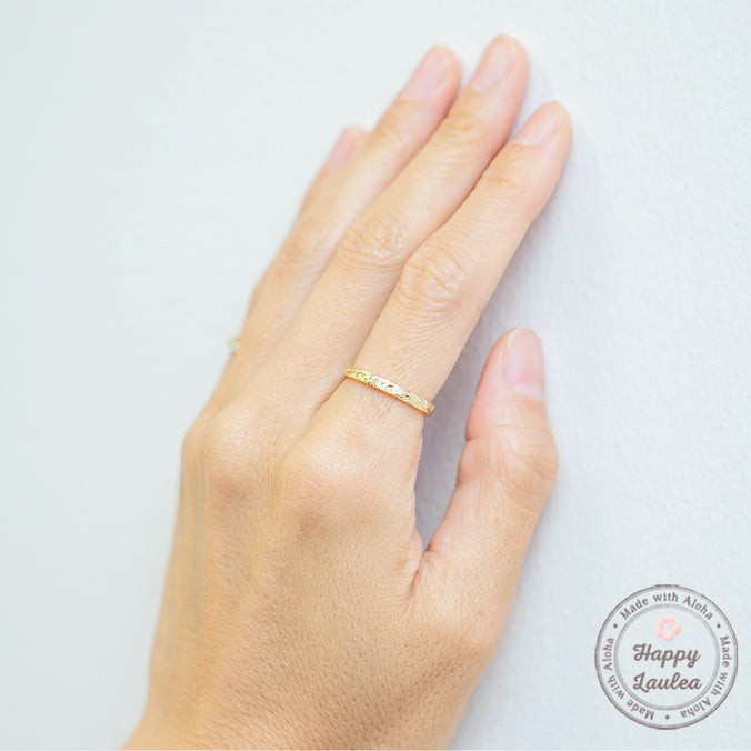 Solid Gold [2.5mm] Hawaiian Jewelry Hand Engraved Ring - Flat Shape