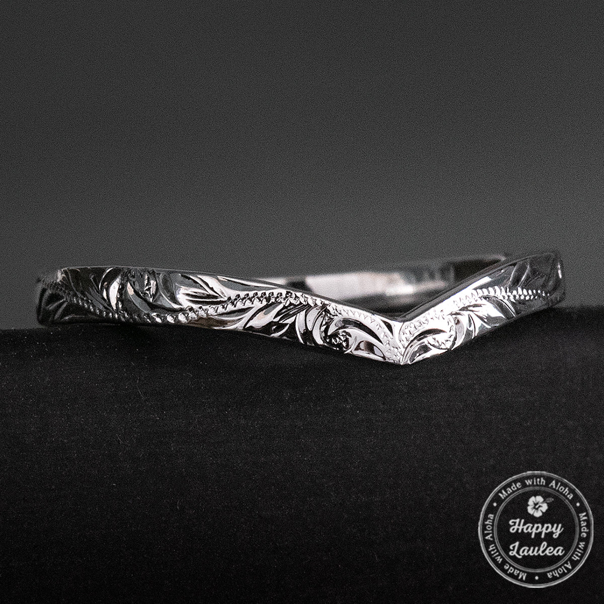14K Gold Stackable Chevron Wishbone Ring [2mm width] Hand Engraved Hawaiian Jewelry